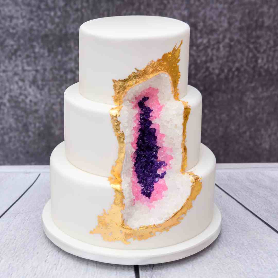 Cake Decorating Class: Geode Cake